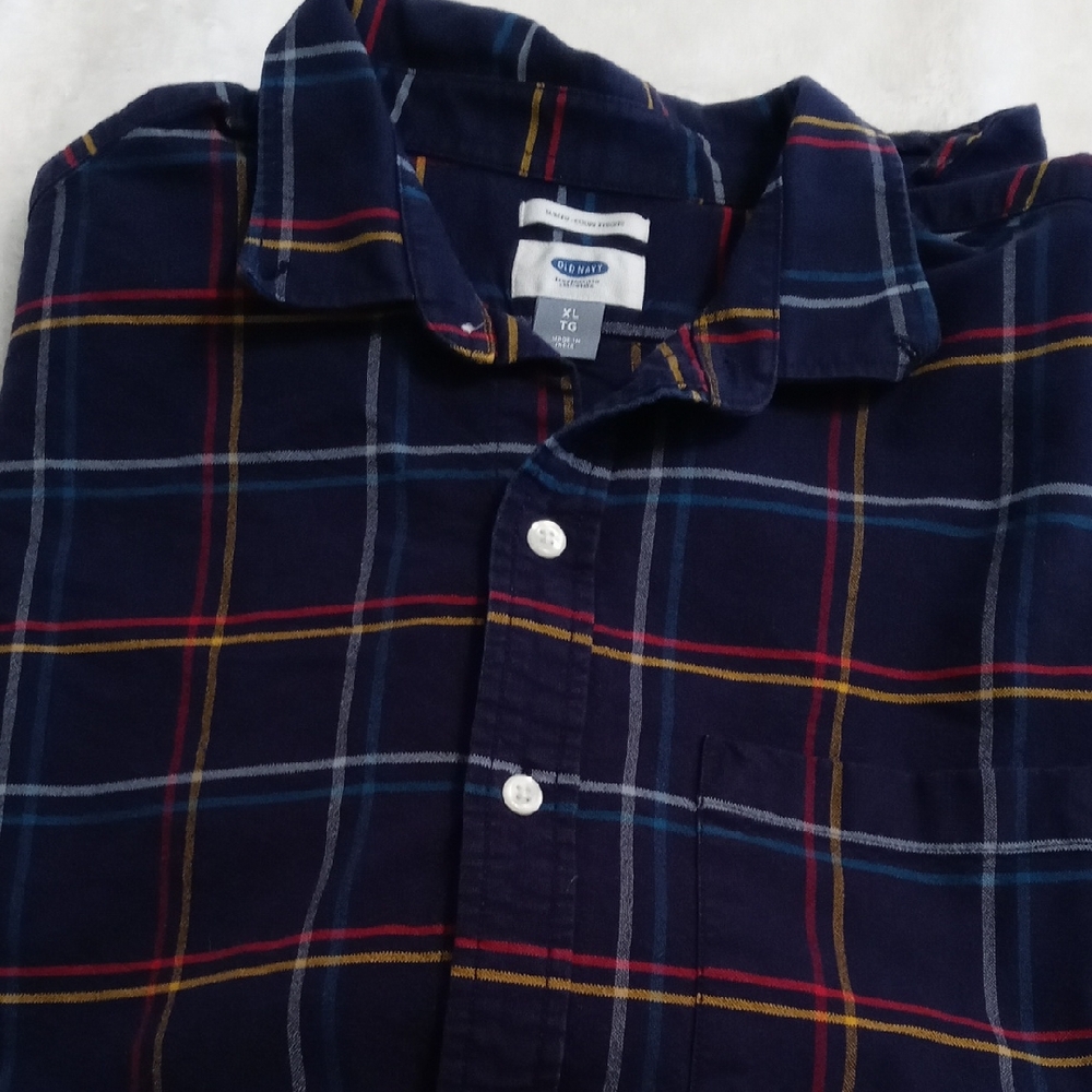 Old Navy Men's Navy and Red Plaid Shirt